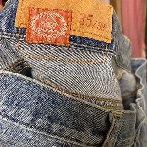 Low rise boot cut Jean